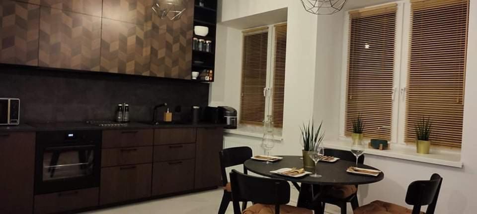 Apartamenty Osmolice W Stawach Deblin Bagian luar foto