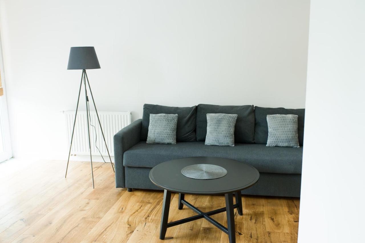 Apartamenty Osmolice W Stawach Deblin Bagian luar foto