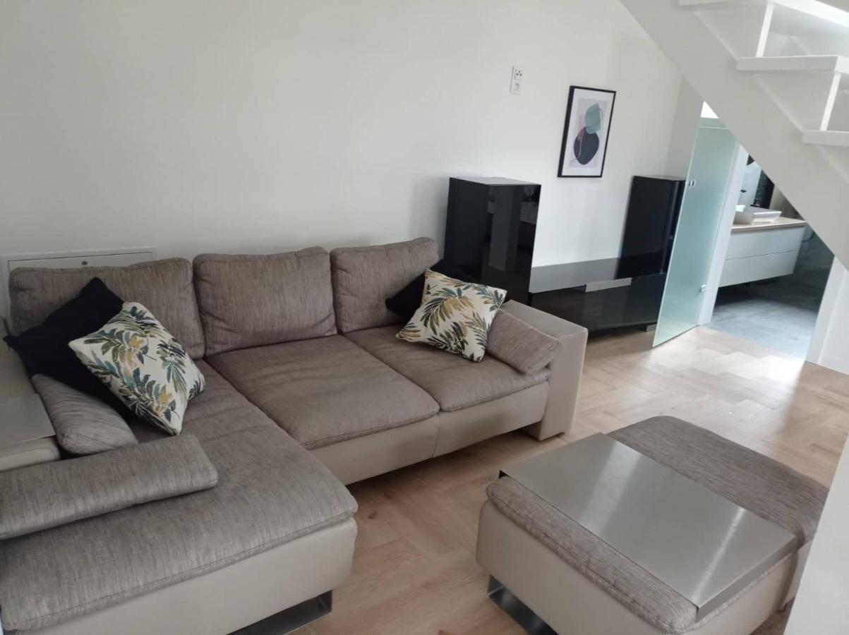 Apartamenty Osmolice W Stawach Deblin Bagian luar foto