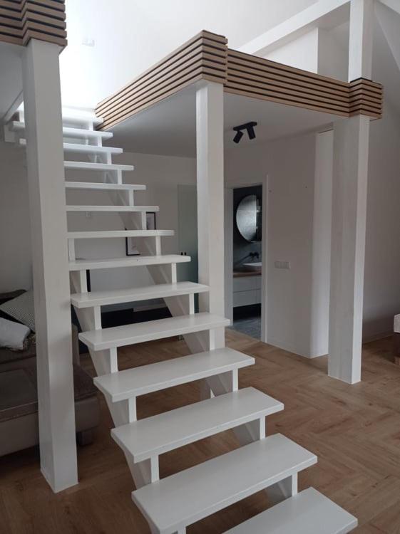 Apartamenty Osmolice W Stawach Deblin Bagian luar foto