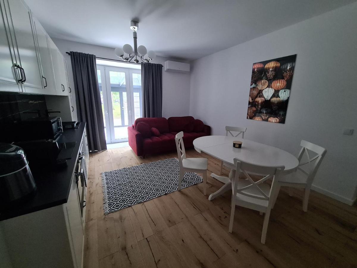 Apartamenty Osmolice W Stawach Deblin Bagian luar foto
